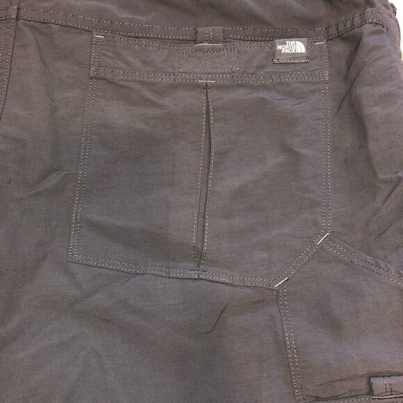 The North Face Cargo Shorts Nylon Dark Grey 38 - Picture 5 of 10